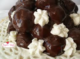 200 g di panna fresca; Glassa Al Cioccolato Per Profiteroles Ricetta Perfetta