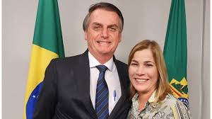 Anterior:mayra pinheiro no senado próxima:carluxo posta foto de randolfe sem máscara. Eissa0lil Ln5m