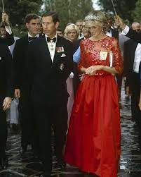 Princess diana's most underrated style moments. Throwback Princess Diana Wore A Glamorous Red Dress While Attending A Farewell Banquet With Princ Princess Diana Dresses Princess Diana Fashion Princess Diana