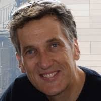 Robert Uhlig's Instagram, Twitter & Facebook