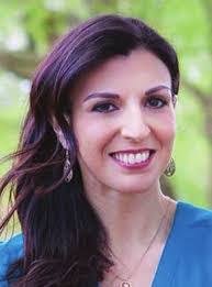 Donna Toomey's Instagram, Twitter & Facebook