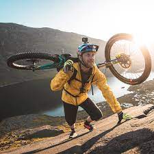 Santa cruz bicycles is a manufacturer of high end mountain bikes based in santa cruz, california. Santa Cruz Bicycles