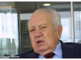 Find joao soares's contact information, age, background check, white pages, relatives, social networks, resume, professional records & pictures. Soares Aplaudido De Pe Em Cerimonia De Homenagem Ao Seu I Governo Constitucional Acoriano Oriental