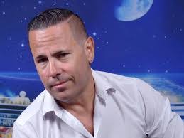 Robert Carballo's Instagram, Twitter & Facebook