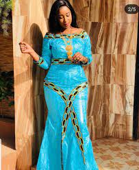 Explorez robe bazin, bazin brodé et plus encore ! Pin By Tueno Nathalie On Dreams2 Latest African Fashion Dresses African Fashion African Clothing