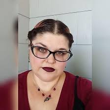 Who makes homemade tamales in Jennings, LA?