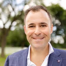 TESTIMONIALS — Jaclyn Beattie Personal Styling