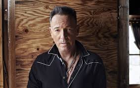Jul 01, 2021 · bruce springsteen, paul simon and jennifer hudson will headline an august concert in central park, marking the city's comeback from the coronavirus pandemic, mayor bill de blasio has announced. Bruce Springsteen Hier Das Video Zu Tucson Train Sehen Classic Rock