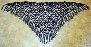 Jedes häkelmuster, das auf crazypatterns angeboten wird, ist qualitativ hochwertig erstellt und mit viel herzblut ausgearbeitet. Totenkopf Tuch