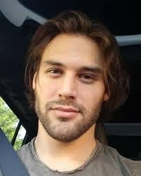 I know a lot of ppl are into long hair Joe but I need him back so badly!!!!