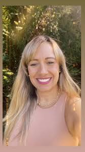 Hello friends and customers of Vanessa Lara Photography I had verbally  anticipated that I should move out of the state this summer, but I had to  postponed my plans, so I still here working, I’m ...