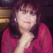 Debra Wiatrek's Instagram, Twitter & Facebook