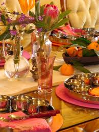 I pair a wet dish (e.g., butter chicken) with a dry dish (e.g., cabbage and peas).… 18 Incredible Indian Table Ideas Indian Table Moroccan Party Arabian Nights Party