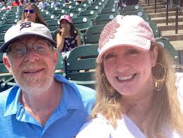 Julie Ellen McGill (@JStrasberger)