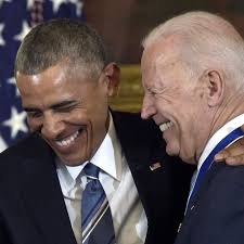 Jun 11, 2021 · das ehemalige präsidentenpaar michelle und barack obama gratuliert mit rührenden worten seiner tochter sasha zum 20. Joe Biden Und Barack Obama Alles Uber Ihre Besondere Bromance Stern De