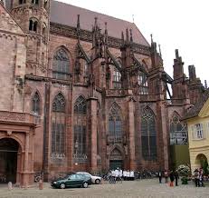 Munster Cathedral Of Freiburg Germany The Flying Buttresses Freiburg Cathedral Germany