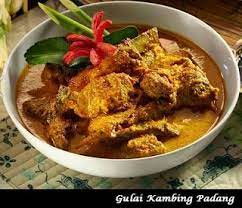 Gulai ini adalah makanan vavorite nasi padang, krn dr pada beli mahal mending buat sendiri menu berbuka lauk pendampingnya sambel ijo padang, rebusan daun pepaya dan singkong 😋😋😋😋 oke saya akan kasih sedikit tips kalo mau masak daging apapun mau lembut rebus daging tsb. Resepi An Gulai Kambing Madura Resepi Merory Sedap Betul