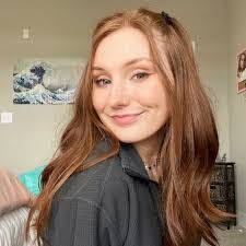 Allysia Waldrop's Instagram, Twitter & Facebook