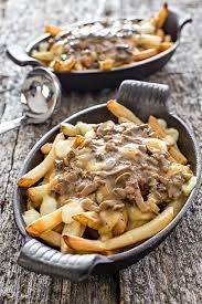 Canadian Poutine W Mushroom Gravy Recette Avec Images Recette Recettes De Cuisine Recette Poutine