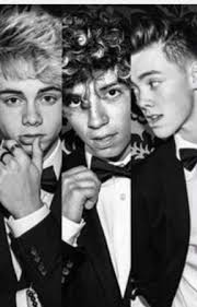 Bulliedbywhydontwe Stories