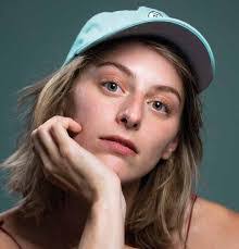 Claire Bender's Instagram, Twitter & Facebook