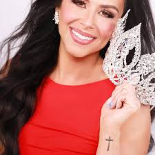 Our very own Mrs Heather Nott competing for Mrs. USA in July and Tucker's  Promise Foundation is her platform 💙💚 Mrs Nott we are honored you have  chosen us We Love You