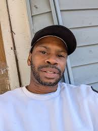 Michael Buford's Instagram, Twitter & Facebook