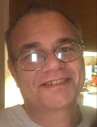 Stuart Tuttle's Instagram, Twitter & Facebook