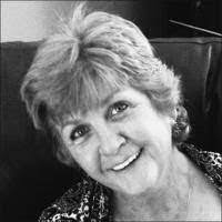 Evelyn Hinckley's Instagram, Twitter & Facebook