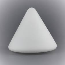 Fonctionnel et très tendance, il vous permet de compléter les pieds de lampe que nous proposons déjà. Abat Jour Conique Verre Blanc
