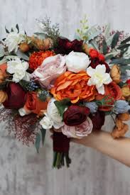 At whole blossoms, we have thousands of satisfied brides and event planners with fall flowers and wedding flowers fall colors. 17 Bold And Beautiful Burnt Orange Bridal Bouquets Inspiration And Advice To Plan The Perfect Wedding