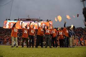 The 2011 denver broncos season was the franchise's 42nd season in the national football league and the 52nd overall. Broncos 1977 Orange Crush Defense Honored At Half Of Colts Playoff The Denver Post