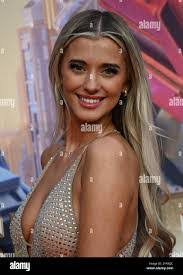 Ross Potts's Instagram, Twitter & Facebook