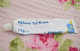 aklovir krem nedir ne ise yarar nasil kullanilir cilt rengi krem cilt urunleri