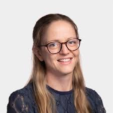 Rebecca Knowles's Instagram, Twitter & Facebook