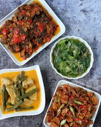 Nah, untuk mengatasi hal ini, deretan orang malas berikut ini punya solusinya. Assalamu Alaykum Selamat Soreee Yorobun Siapa Yang Lagi Craving For Nasi Padang Ngacung Sendiri Emang Dasar Or Makan Siang Ide Makanan Resep Masakan