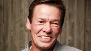 In a recent interview with the. Arthur Wahlberg Wahlburgers Cast A E