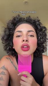 Me amo en todas mis versiones y más aun con mi pelito naturalmente crespo💗  #curlyhair #hair #crespo #girl