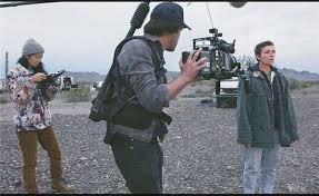 Following her historic win at the #goldenglobes, will webb looks back at the early work of #nomadland director #chloézhao to find out what makes her such an. Chloe Zhao In Oscar Contention After Film Sweeps Awards In Us Chinadaily Com Cn