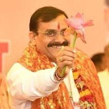 Preeti Sanjeev Suri ,...