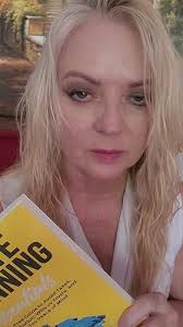 Estate Planning Essentials: A Hassle-Free Guide to Avoid Taxes, Asset  Distribution, Wills vs Trusts, and To Give You Peace of Mind: Wood, Shelly:  9798338488812: Amazon.com: Books