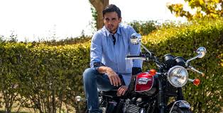 Un effet rayé et carreauté à peine. La Chemise Homme Quelle Est La Bonne Longueur Ugholin