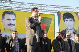 2004 doğumlu delal' adında kızı ve 22 temmuz 2007. Selahattin Demirtas Teroristtir