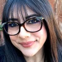 Regina Macdonald's Instagram, Twitter & Facebook