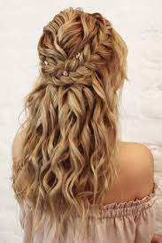 Curly Wedding Hairstyles From Playful To Chic Honey Blonde Hair Color Curly Hair Styles Curly Hair Half Up Half Down