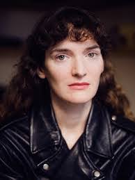 Lucile Simon's Instagram, Twitter & Facebook