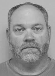 Man arrested for fleeing officers