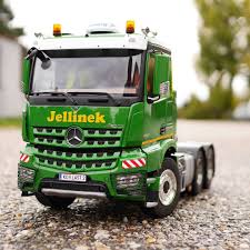 Gefallt 181 Mal 8 Kommentare Truck Modeler Tamiya Trucker Truck Modeler Auf Instagram Mercedes Benz Arocs 3663 I Repor Mercedes Benz Trucks Mercedes