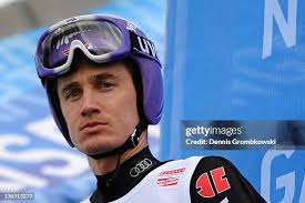 74 Dennis Schmitt Fotos und hochauflösende Bilder