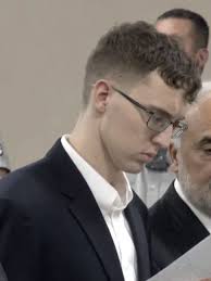 Accused El Paso Walmart shooting suspect won't face death penalty in  federal court